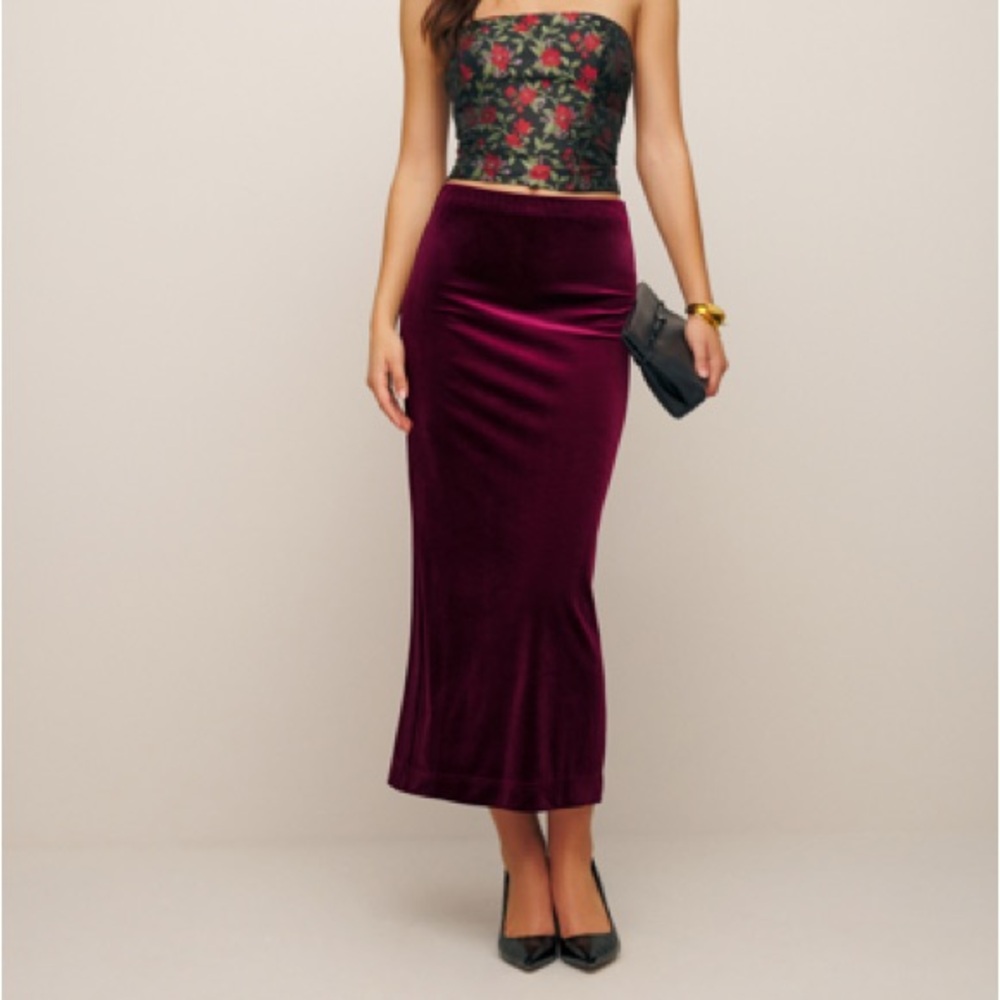 Reformation Maria Knit Skirt In Chianti Velvet NWT